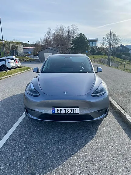 Tesla Model Y 2022 photo 5