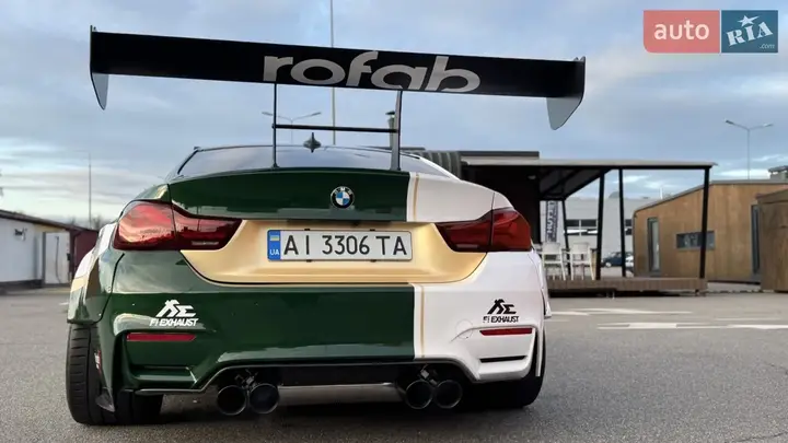BMW M4 2017 photo 4