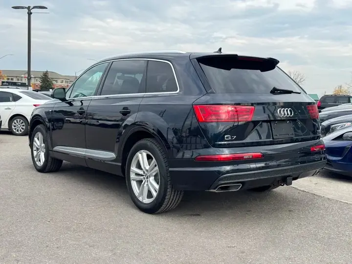 Audi Q7 2017 photo 4