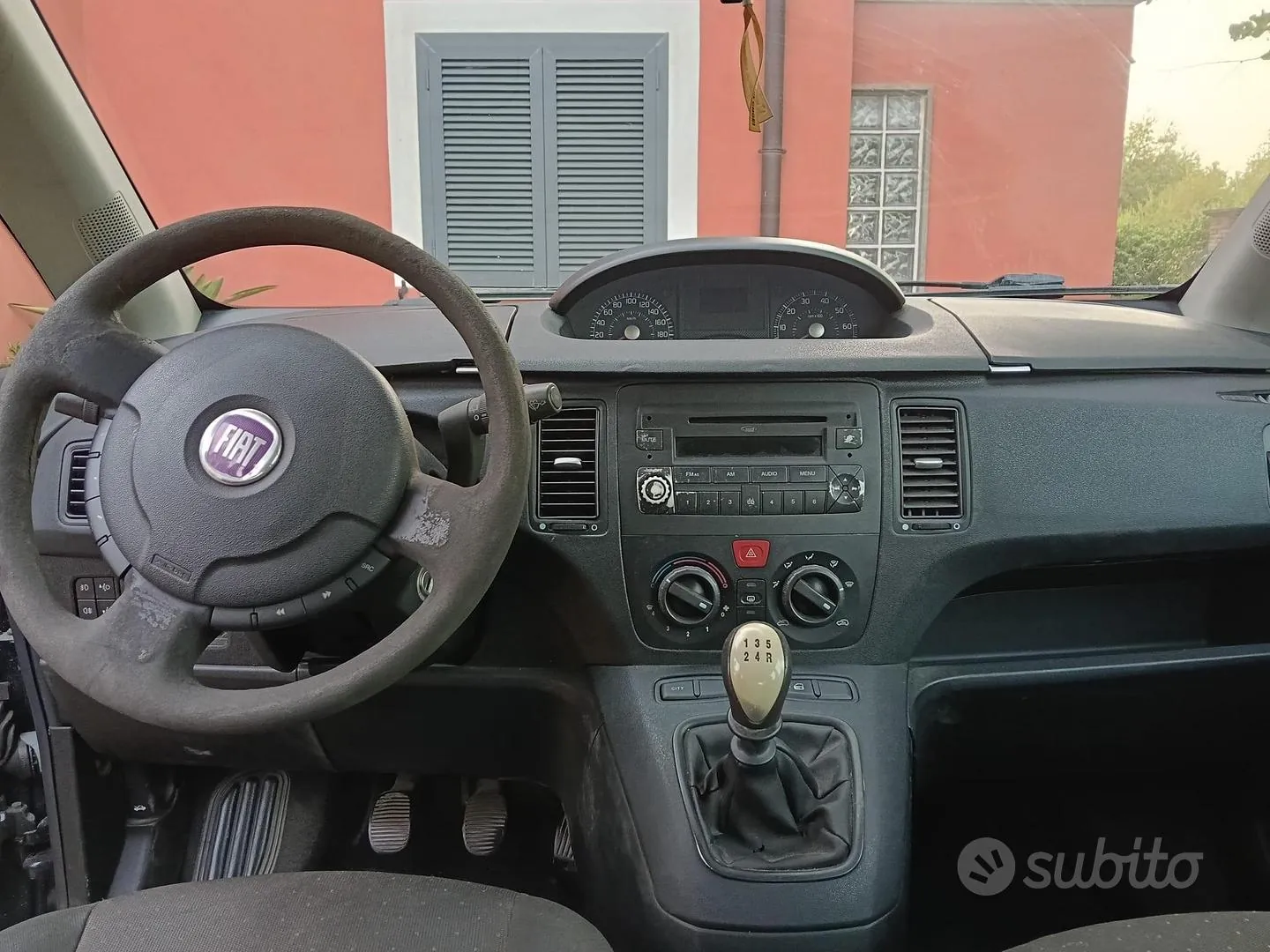 Fiat Idea 2010 photo 5