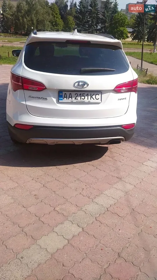 Hyundai Santa Fe 2014 photo 2