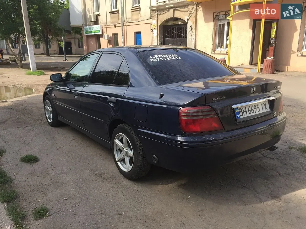 Honda Accord 1999 photo 4