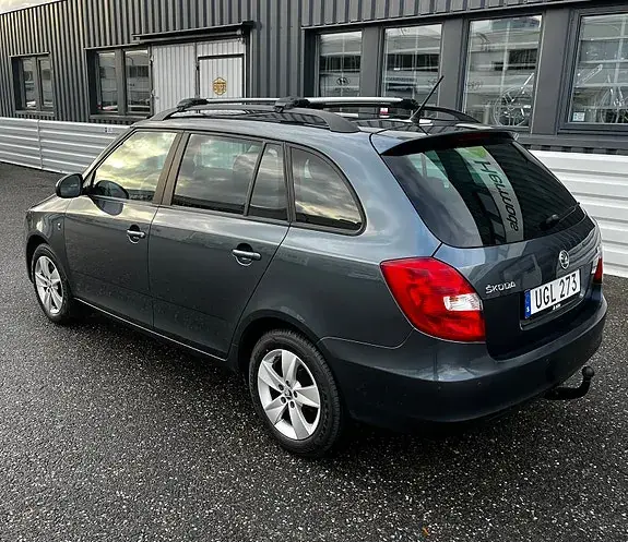 Skoda Fabia 2014 photo 3