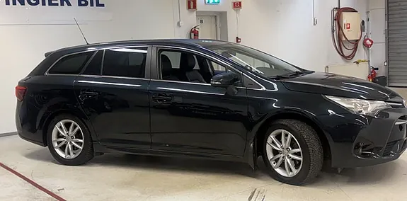 Toyota Avensis 2016 photo 3
