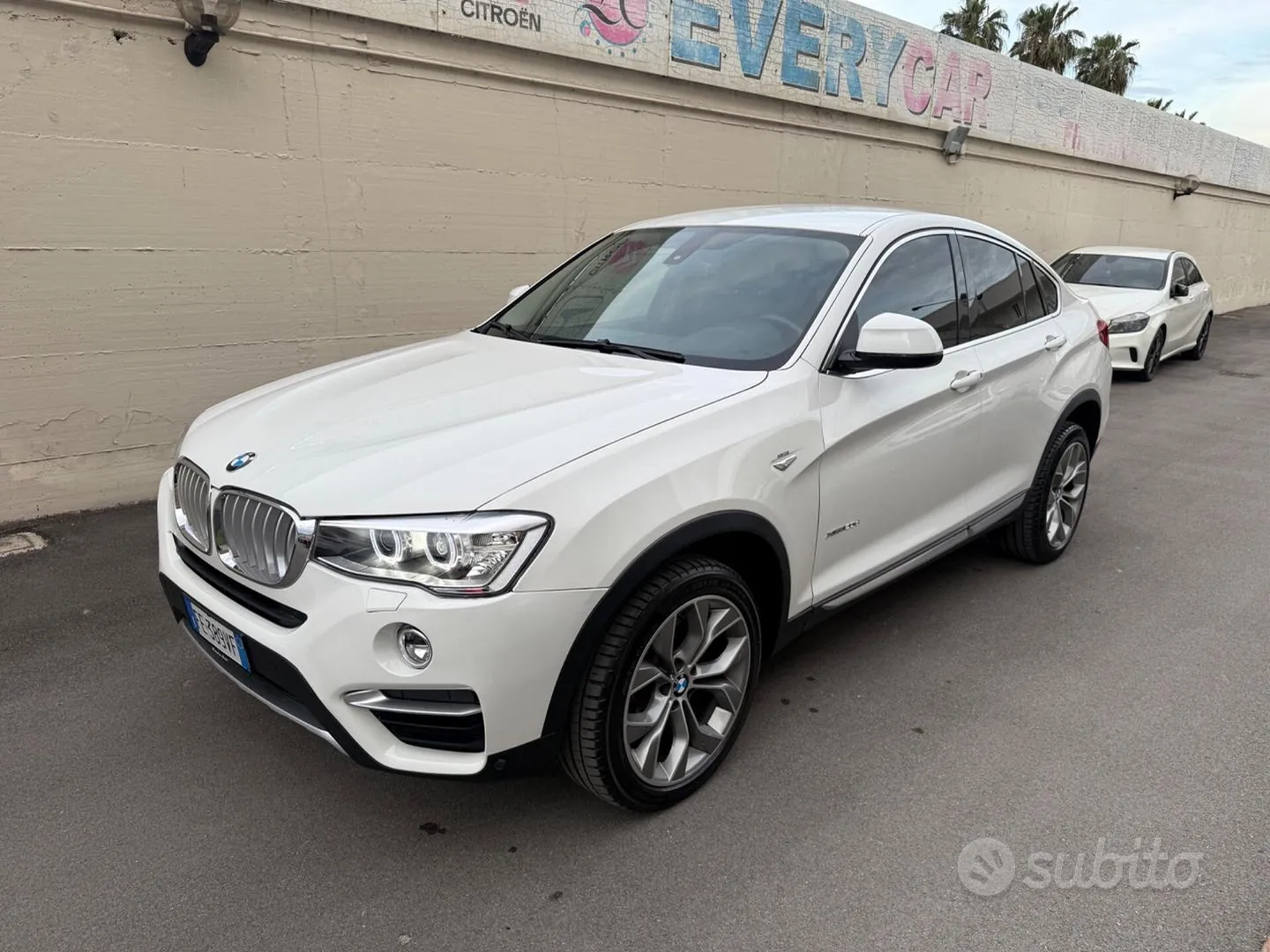 BMW X4 2016 photo 3