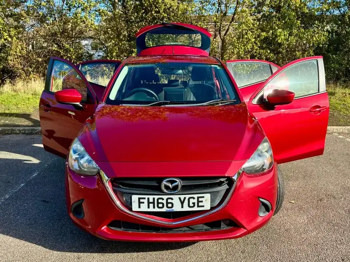 Mazda Mazda2 2017 photo 5