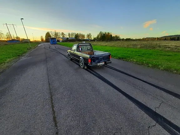 Volkswagen Caddy 1985 photo 3