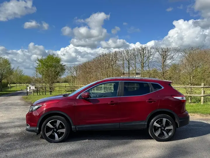 Nissan Qashqai 2014 photo 4