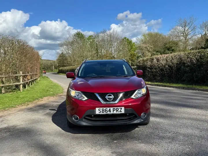 Nissan Qashqai 2014 photo 2