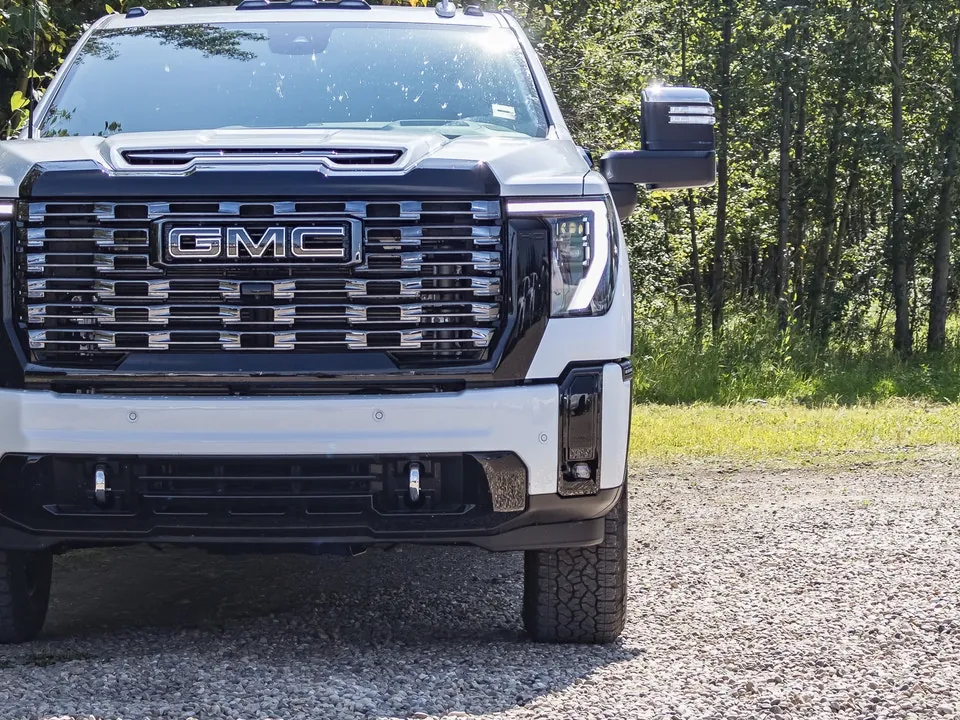 GMC Sierra 3500Hd 2026 photo 4