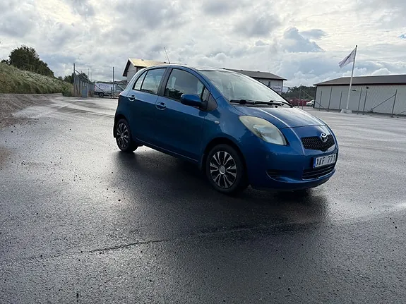 Toyota Yaris 2006 photo 3