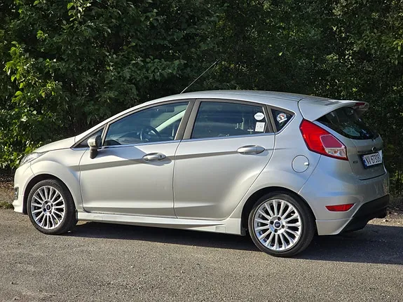 Ford Fiesta 2014 photo 3