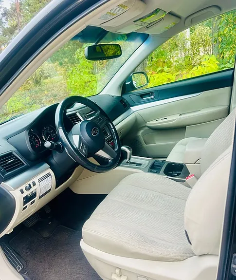Subaru Outback 2010 photo 4