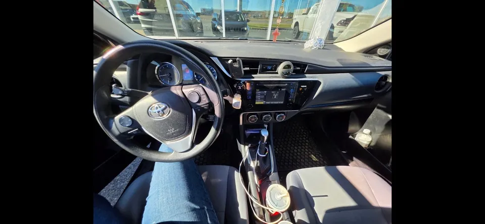 Toyota Corolla 2017 photo 3
