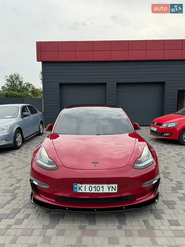 Tesla Model 3 2018 photo 4