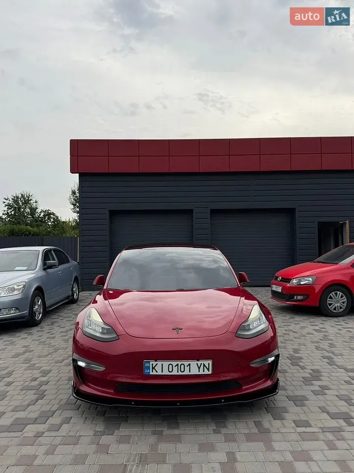 Tesla Model 3 2018 photo 3