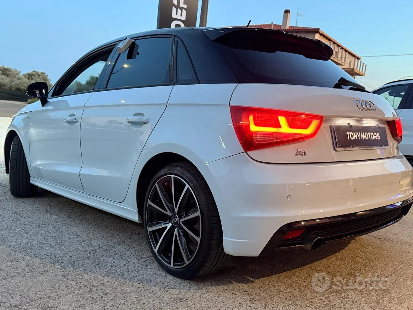 Audi A1 2011 photo 4