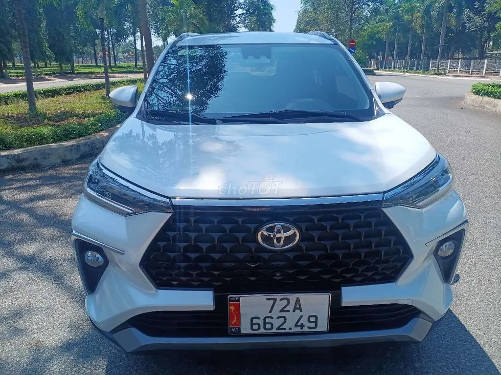Toyota Veloz Cross