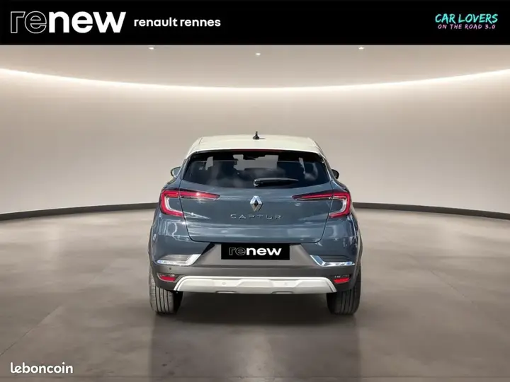 Renault Captur 2023 photo 4