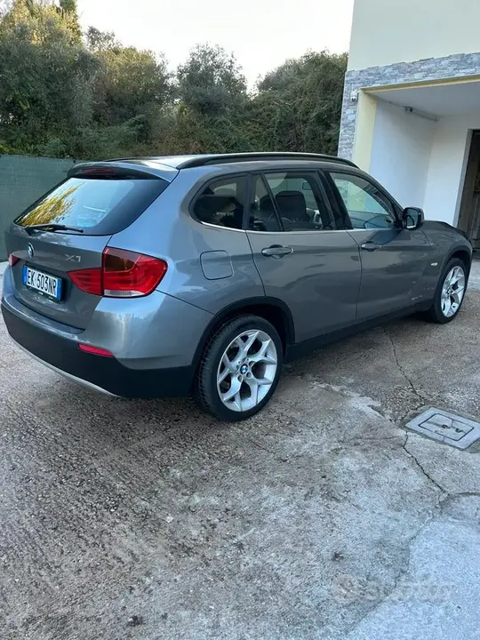 BMW X1 2011 photo 3