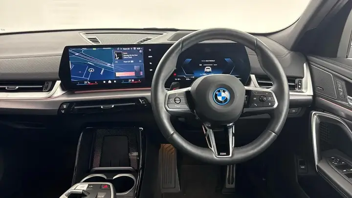 BMW Ix2 2025 photo 5