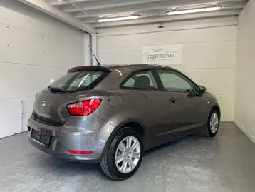 Seat Ibiza 2015 photo 3