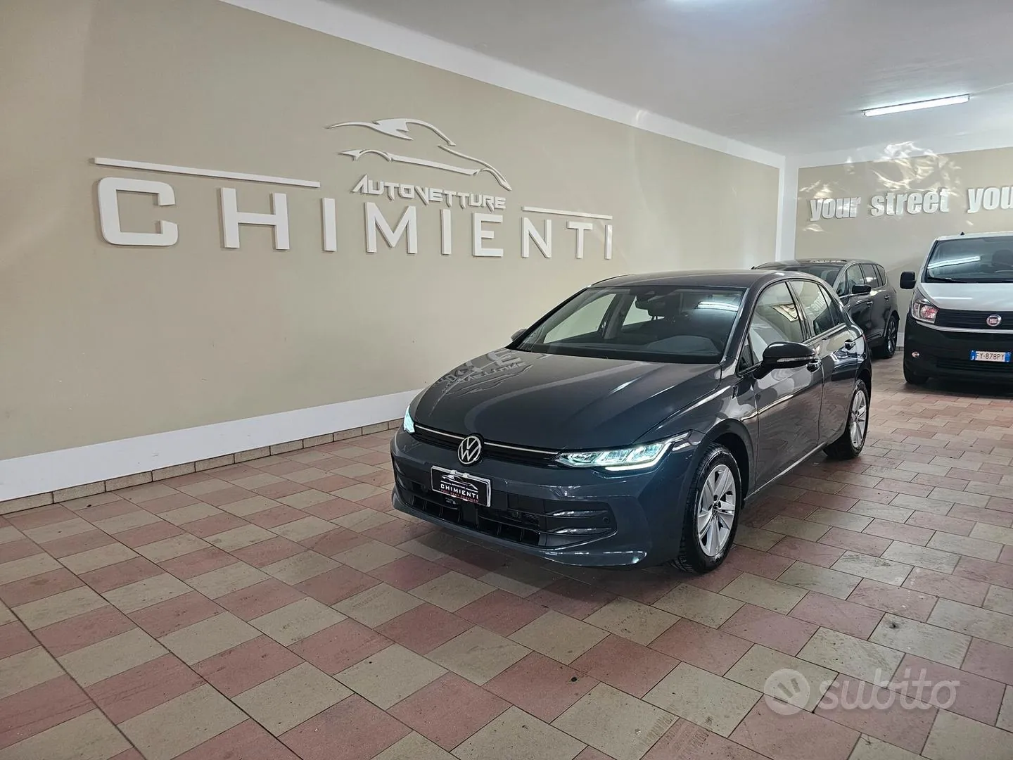 Volkswagen Golf 2025 photo 2