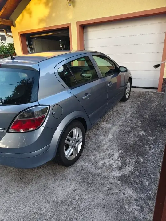 Opel Astra 2007 photo 3