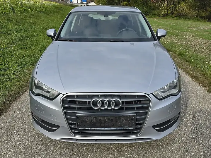 Audi A3 2015 photo 2