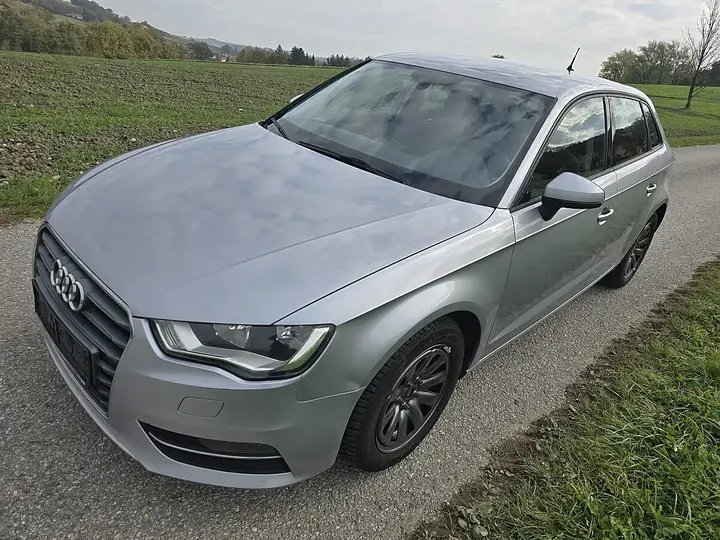 Audi A3 2015 photo 3