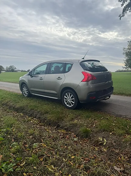 Peugeot 3008 2012 photo 4