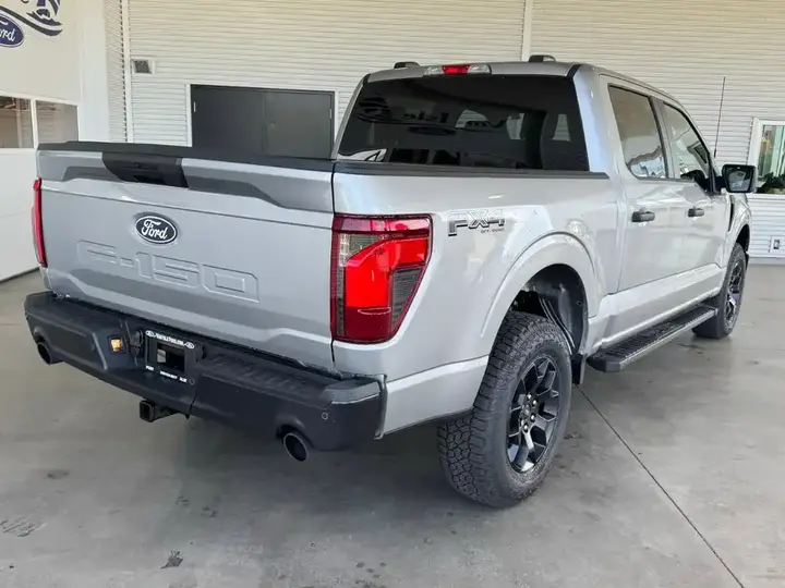 Ford F-150 2026 photo 4