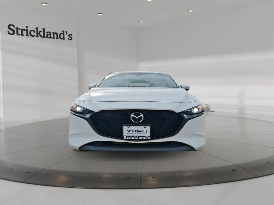 Mazda Mazda3 2019 photo 2