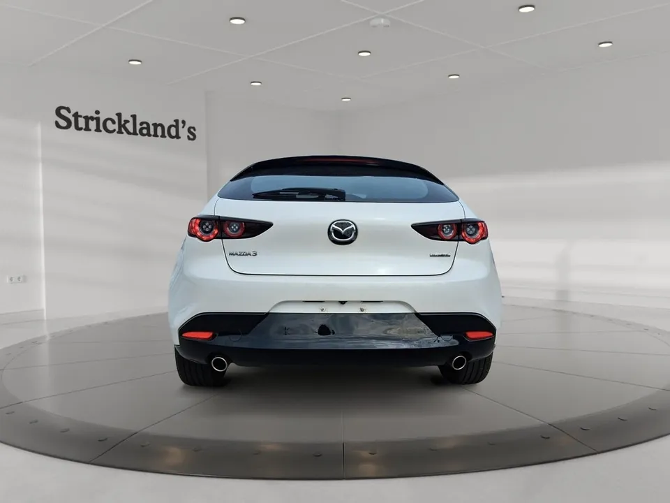 Mazda Mazda3 2019 photo 3