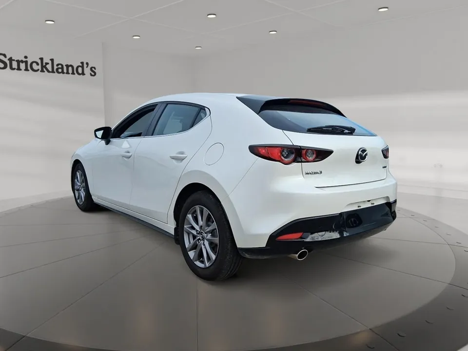 Mazda Mazda3 2019 photo 4