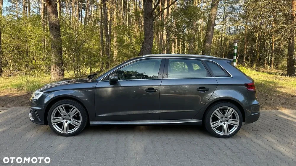 Audi A3 Sportback 2014 photo 2
