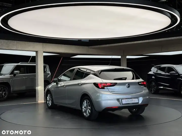 Opel Astra 2021 photo 3