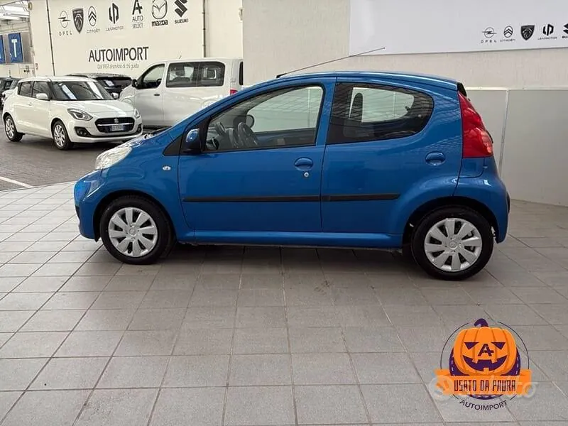 Peugeot 107 2010 photo 3