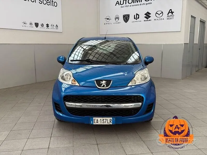 Peugeot 107 2010 photo 2