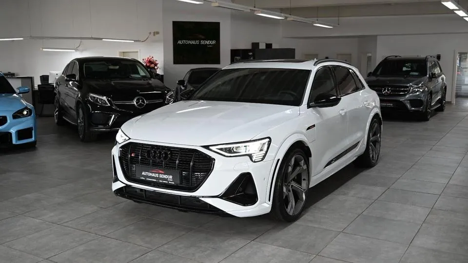 Audi E-Tron S Quattro