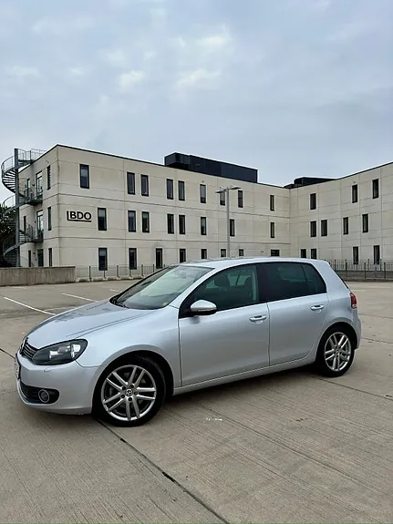 Volkswagen Golf 2009 photo 2