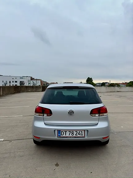 Volkswagen Golf 2009 photo 4