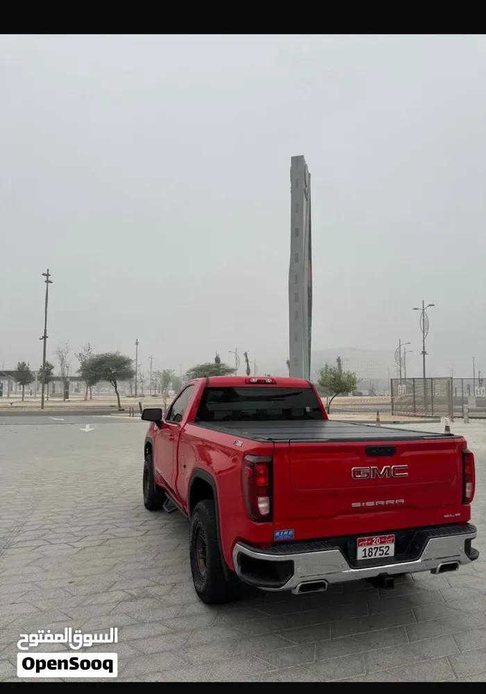 GMC Sierra