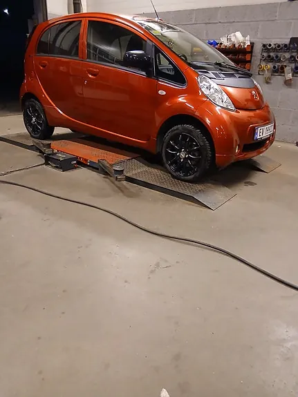 Peugeot Ion