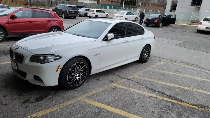 BMW 528I