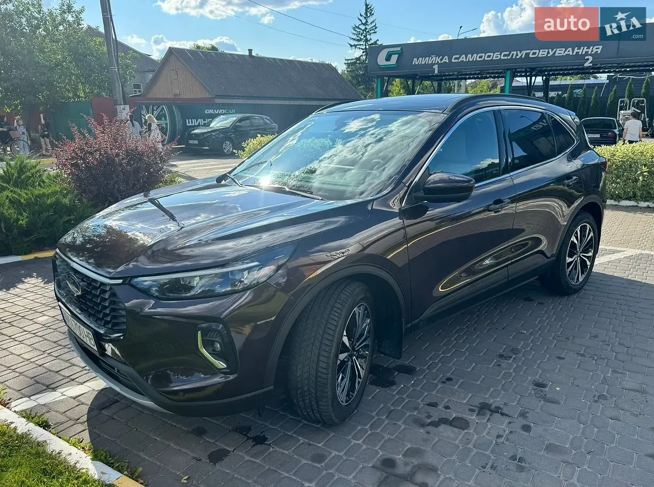 Ford Escape 2023 photo 3