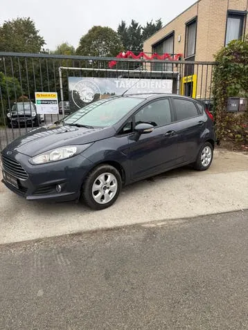 Ford Fiësta 2013 photo 2