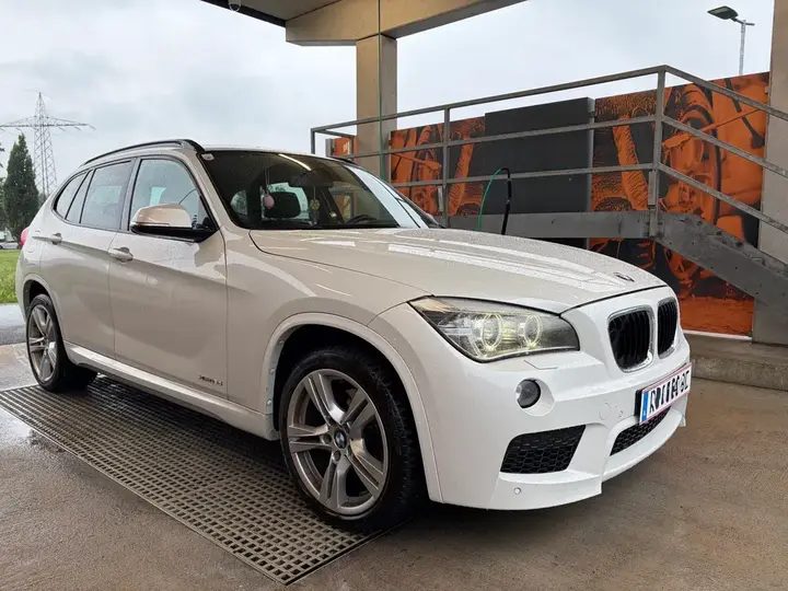 BMW X1 2014 photo 2