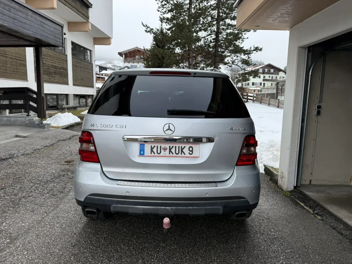 Mercedes-Benz M-Class 2007 photo 3