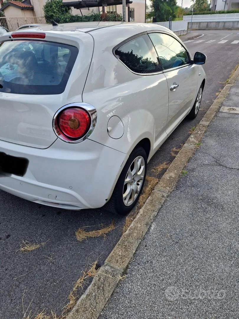 Alfa Romeo Mito 2010 photo 4